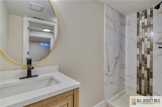 3 Lyons Street, South River, NJ 08882