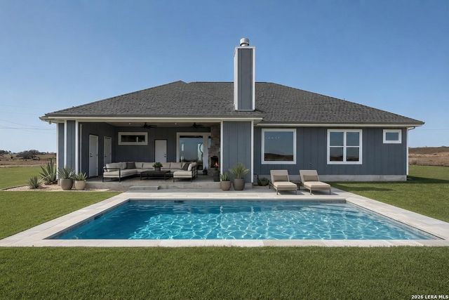 116 PIONEER DR, La Vernia, TX 78121