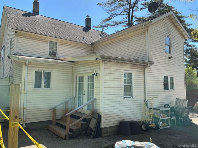 241 Covert Street, Westbury, NY 11590