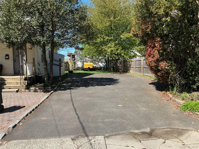 241 Covert Street, Westbury, NY 11590
