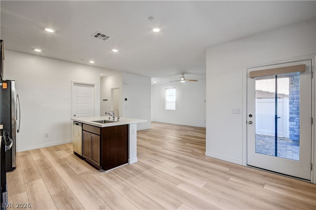 2514 Vittora Pointe Street, Henderson, NV 89044 — photo 3