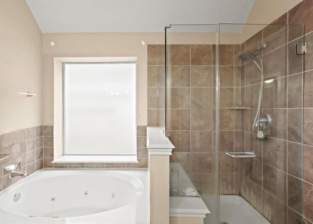 3106 Valley Court, Manvel, TX 77578