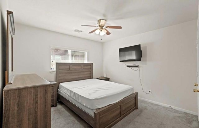 3106 Valley Court, Manvel, TX 77578