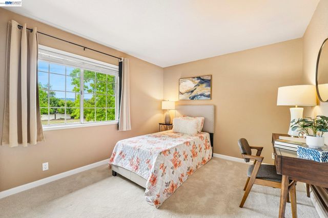 1657 Holly Cir, Pleasanton, CA 94566