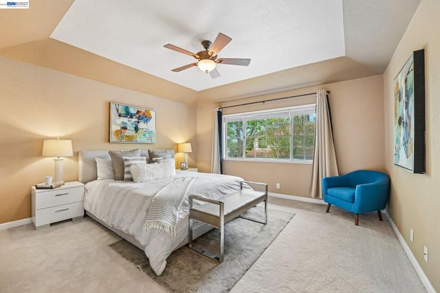 1657 Holly Cir, Pleasanton, CA 94566