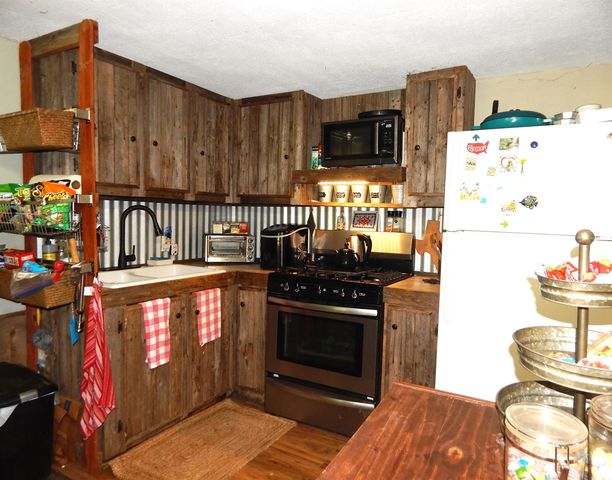 8909 FM 1795, Big Sandy, TX 75755