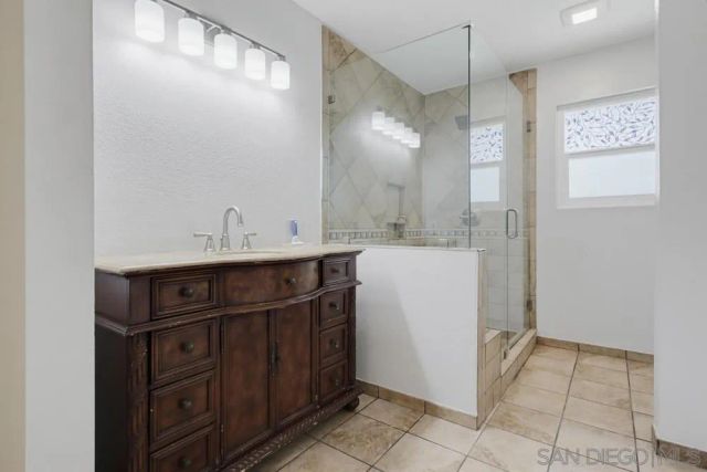 2190 Greenbrier Drive, Oceanside, CA 92054