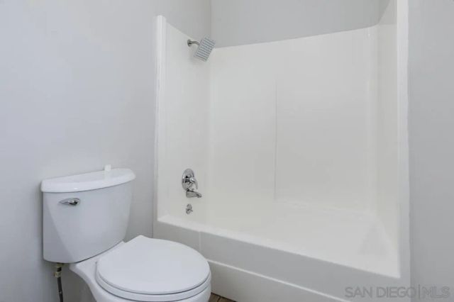 2190 Greenbrier Drive, Oceanside, CA 92054