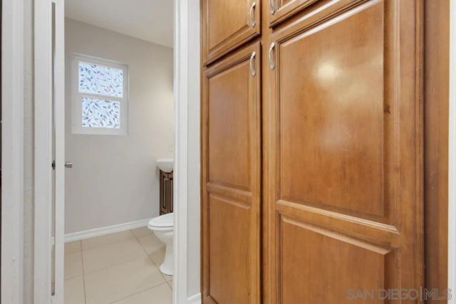 2190 Greenbrier Drive, Oceanside, CA 92054