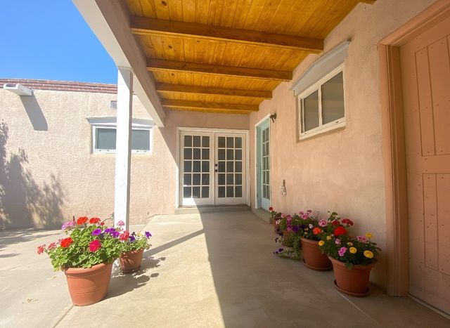 710 Valley Drive, Espanola, NM 87532