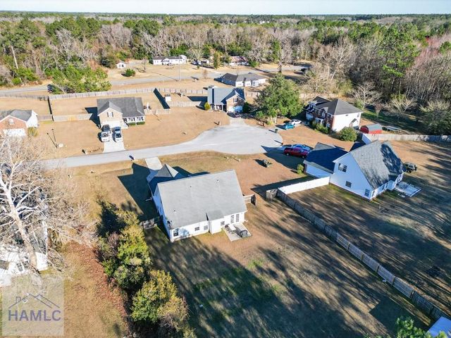 180 Ashley Lane NE, Ludowici, GA 31316