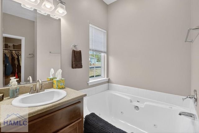 180 Ashley Lane NE, Ludowici, GA 31316