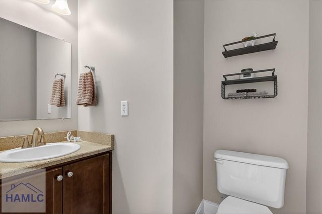 180 Ashley Lane NE, Ludowici, GA 31316