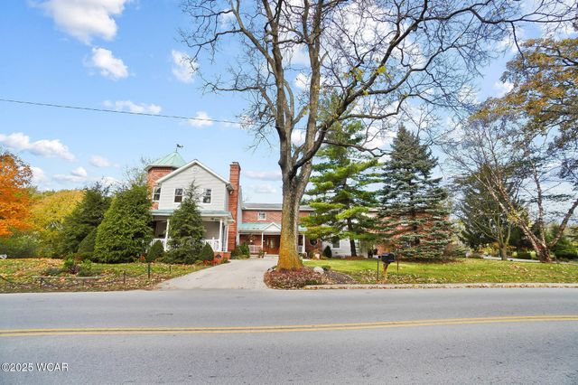 1100 W Auglaize Street, Wapakoneta, OH 45895