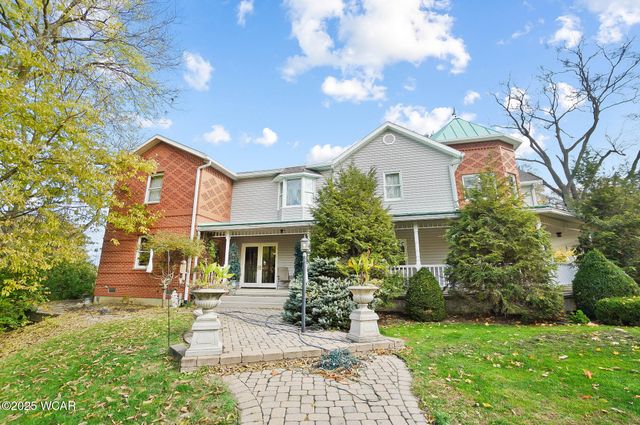 1100 W Auglaize Street, Wapakoneta, OH 45895