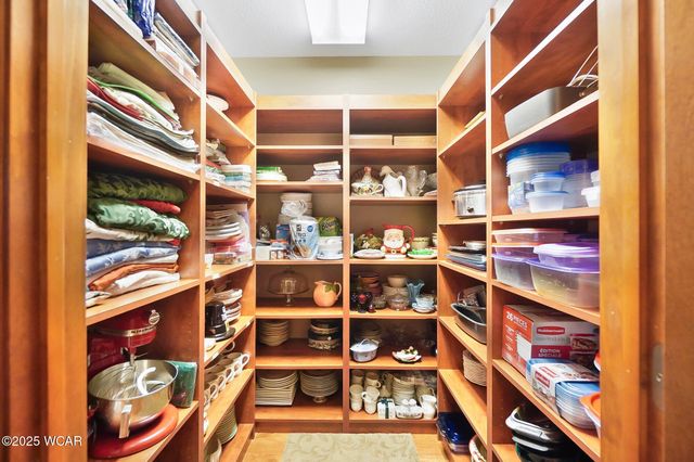 1100 W Auglaize Street, Wapakoneta, OH 45895