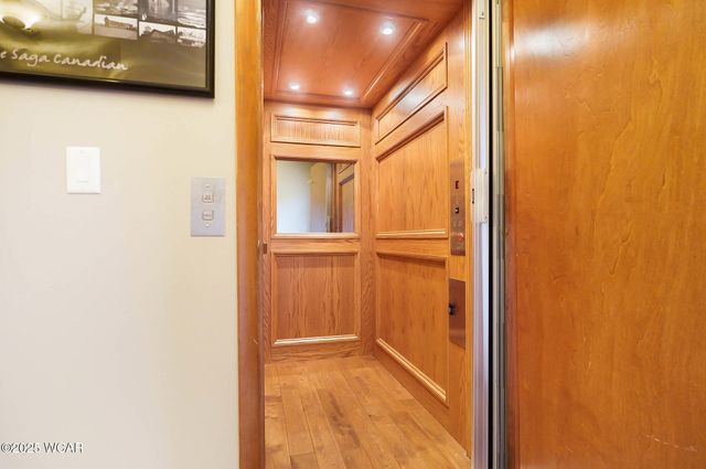 1100 W Auglaize Street, Wapakoneta, OH 45895