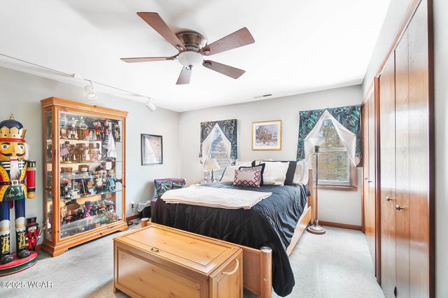 1100 W Auglaize Street, Wapakoneta, OH 45895