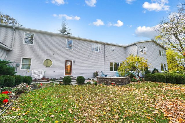 1100 W Auglaize Street, Wapakoneta, OH 45895