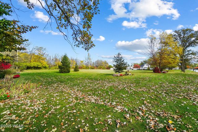 1100 W Auglaize Street, Wapakoneta, OH 45895