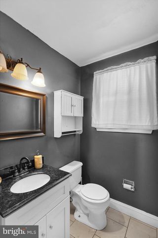 3059 BUCKTHORN DR, Lancaster, PA 17601