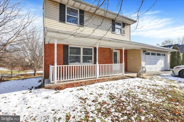 3059 BUCKTHORN DR, Lancaster, PA 17601