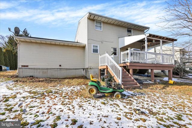 3059 BUCKTHORN DR, Lancaster, PA 17601