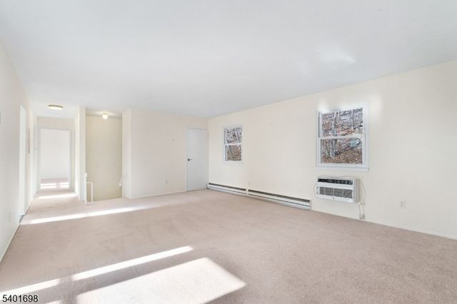 322 Richard Mine Rd F6 6, Rockaway Twp., NJ 07885