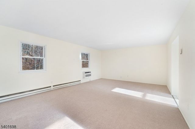 322 Richard Mine Rd F6 6, Rockaway Twp., NJ 07885