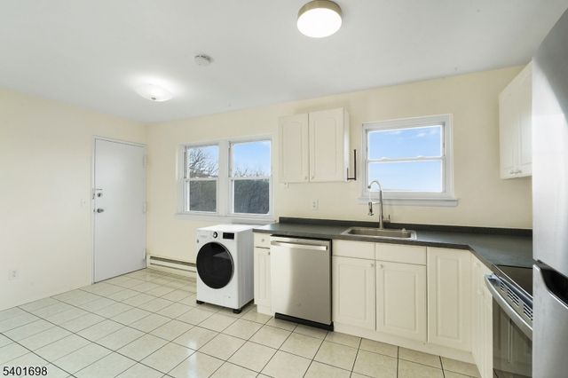 322 Richard Mine Rd F6 6, Rockaway Twp., NJ 07885