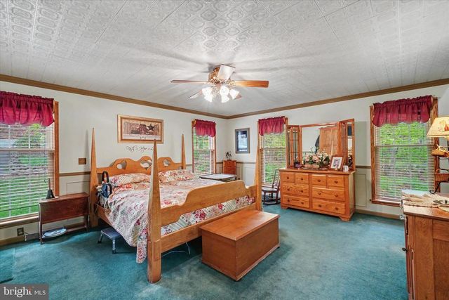 2285 BREMER RD, Dover, PA 17315