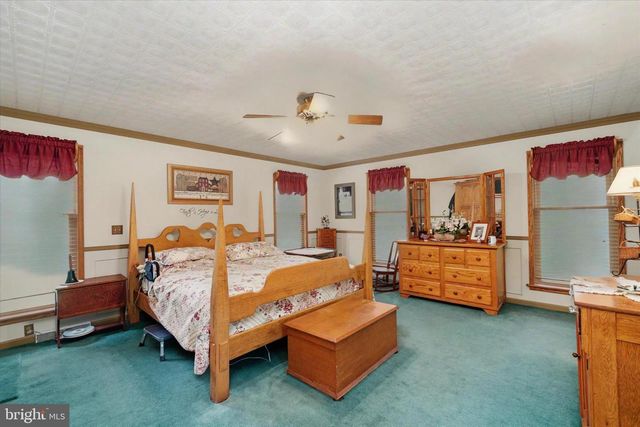 2285 BREMER RD, Dover, PA 17315