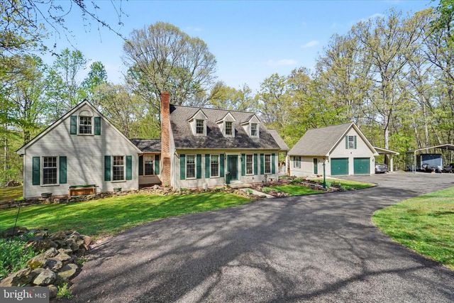 2285 BREMER RD, Dover, PA 17315