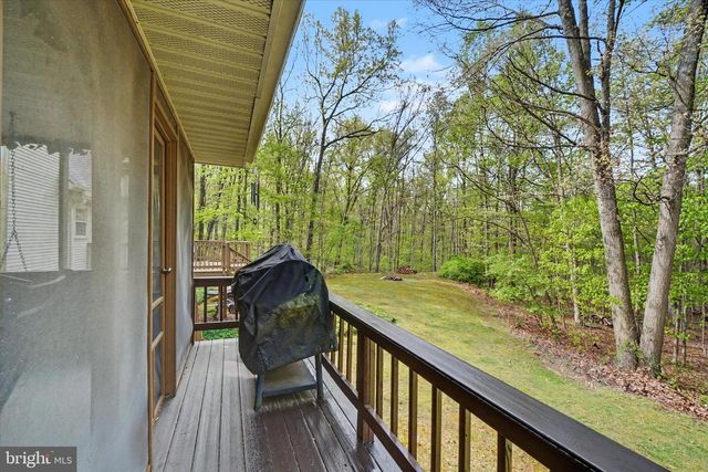 2285 BREMER RD, Dover, PA 17315