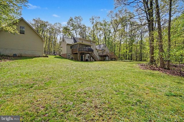 2285 BREMER RD, Dover, PA 17315
