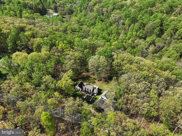 2285 BREMER RD, Dover, PA 17315