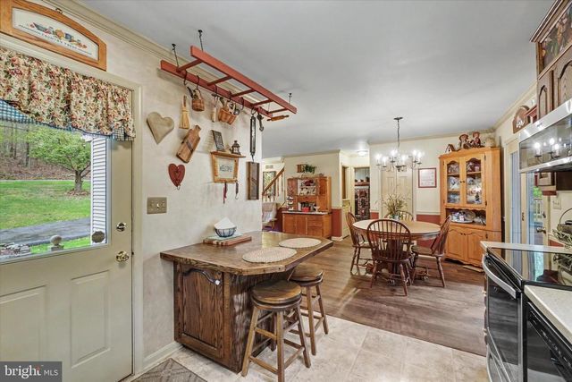 2285 BREMER RD, Dover, PA 17315
