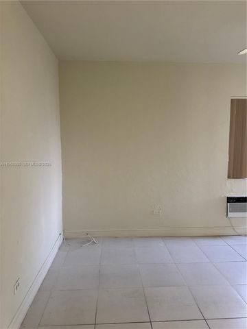 480 NE 127th St, North Miami, FL 33161