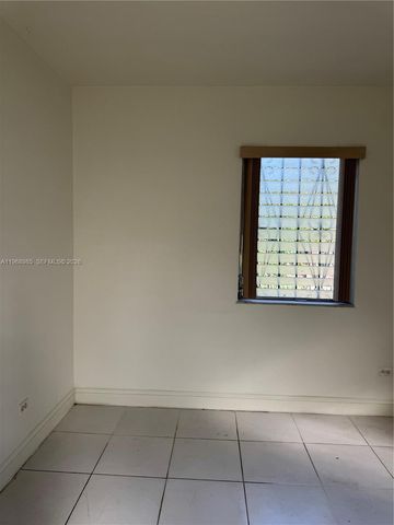 480 NE 127th St, North Miami, FL 33161