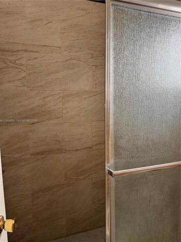 480 NE 127th St, North Miami, FL 33161