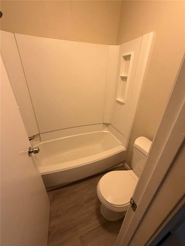 1386 Williamsburg Lane, Norcross, GA 30093