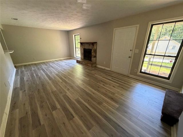 1386 Williamsburg Lane, Norcross, GA 30093