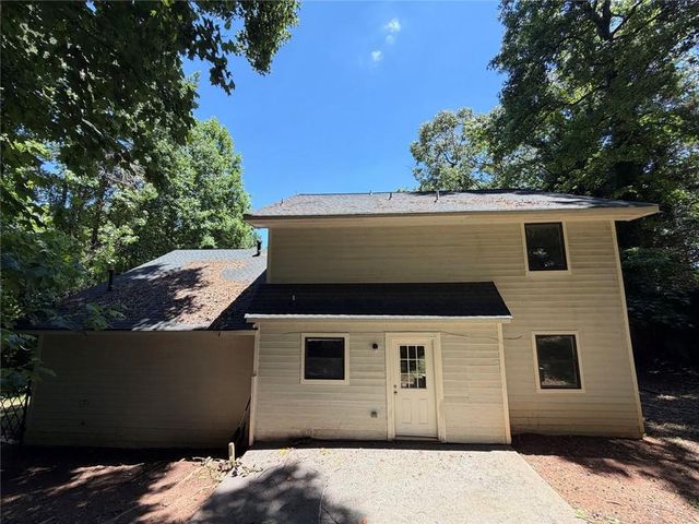 1386 Williamsburg Lane, Norcross, GA 30093
