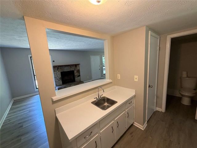 1386 Williamsburg Lane, Norcross, GA 30093