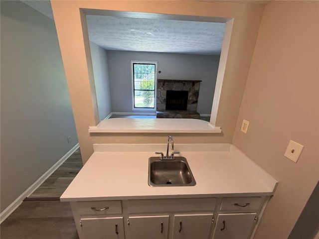 1386 Williamsburg Lane, Norcross, GA 30093