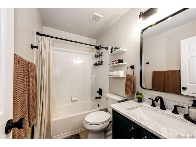 4701 Whimbrel Dr, Littleton, CO 80126