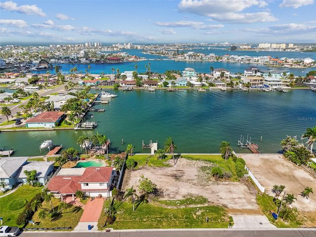 568 JOHNS PASS AVENUE, Madeira Beach, FL 33708