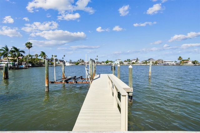 568 JOHNS PASS AVENUE, Madeira Beach, FL 33708