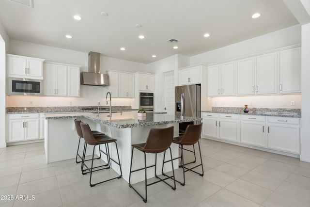 3407 E VALENCIA Drive, Phoenix, AZ 85042