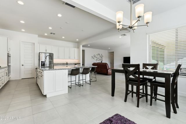 3407 E VALENCIA Drive, Phoenix, AZ 85042